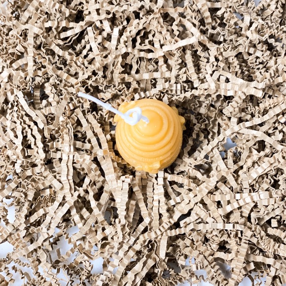 Handmade Beehive Candle ! - Picture 5 of 5